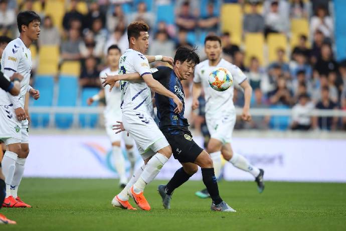 Nhận định, soi kèo Incheon United vs Jeonbuk Hyundai Motors, 17h30 ngày 24/8: Lại trái đắng khi xa nhà