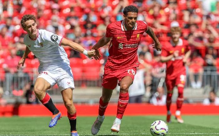 Soi kèo góc Ipswich Town vs Liverpool, 18h30 ngày 17/8